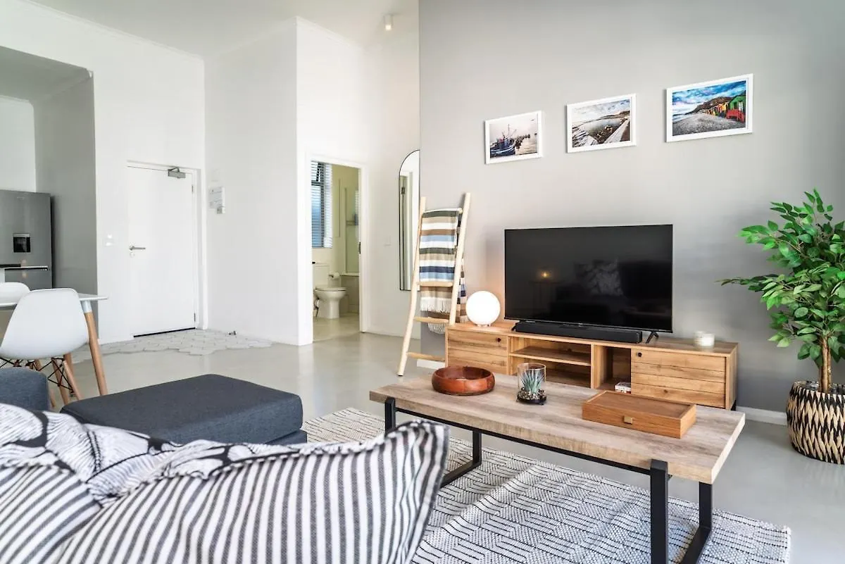 Sunny 1Br Chill Stay Near The Waves ミューゼンバーグ アパート