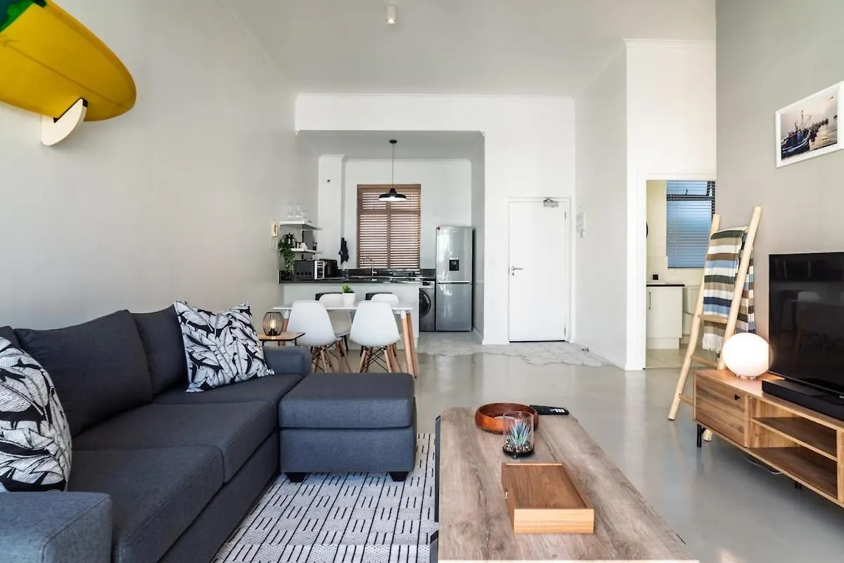 Sunny 1Br Chill Stay Near The Waves ミューゼンバーグ